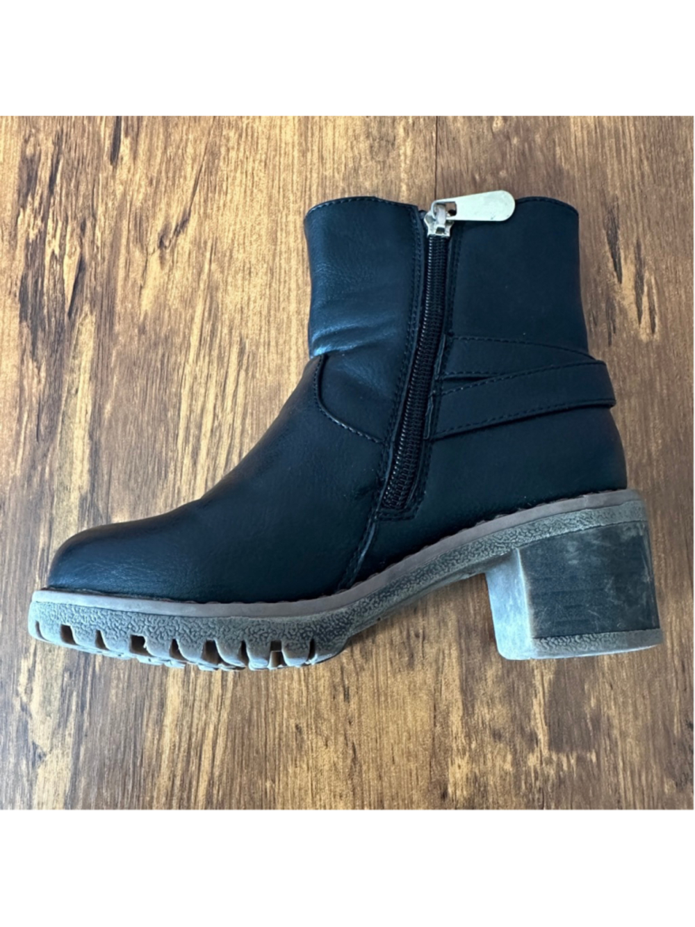 Tommy Hilfiger Teri Maverick Ankle Boots Girls 11 Black Lug Sole Booties - Picture 7 of 9